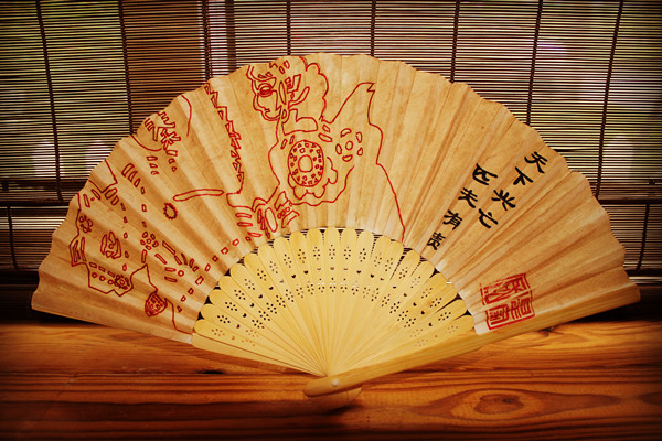 &ldquo;中国梦&rdquo;传统纸扇彩绘活动